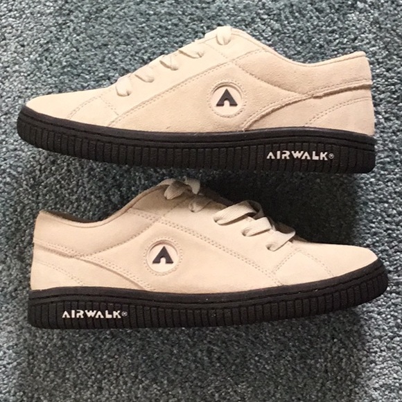 Shoes - Picture 3 of 5